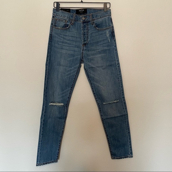 NWT DSTLD high-waisted mom jeans in light vintage distressed sz.28x30 button fly - Picture 2 of 4